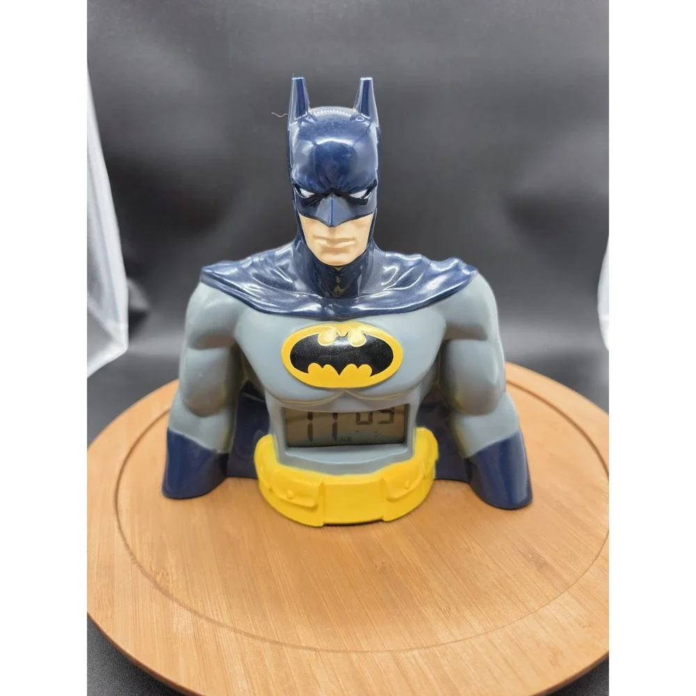 DC Comics Batman Digital Alarm Clock BAT3031 Novelty Bust Shape Blue‎